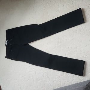 Black Paige skyline skinny jeans in great shape. Size 25.